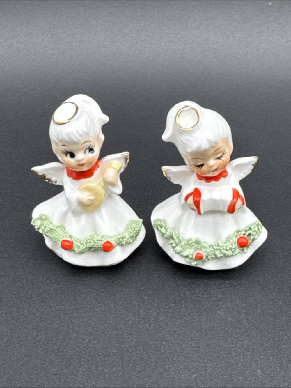VTG Christmas Napco Bone China Mini Angels Spaghetti Trim Musical Figurine